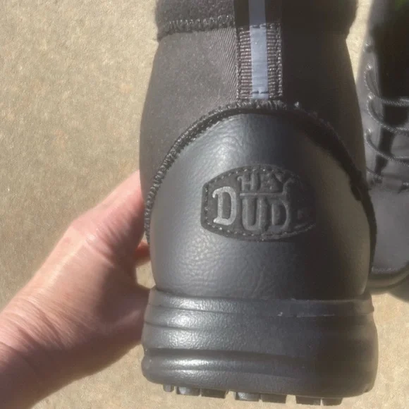 Hey Dude Black Bradley Classic Tumbled Men's Boots - Picture 2 of 7